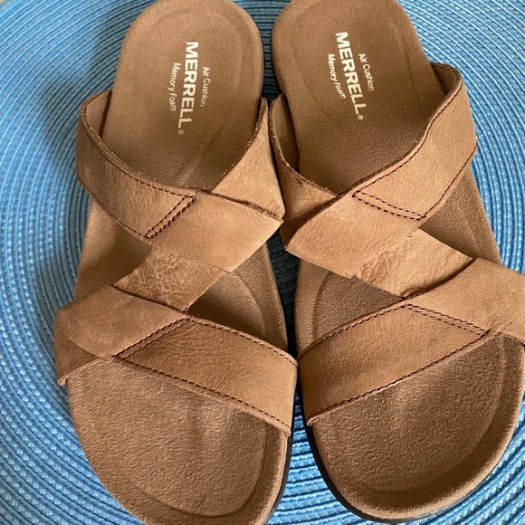 NWOT Merrell Slip-On Carob Tan Camel Leather Suede NEVER worn Sandals 6 - Picture 7 of 16